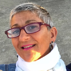 Babysitter required in Galway City, Irlanda